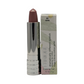 Color de labios que da forma al lápiz labial dramáticamente diferente de Clinique